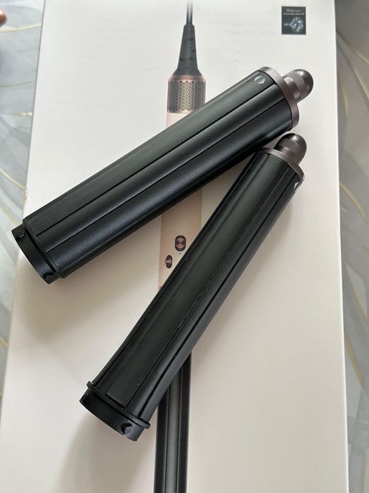 Продам original Dyson Airwrap HS05 торг есть
