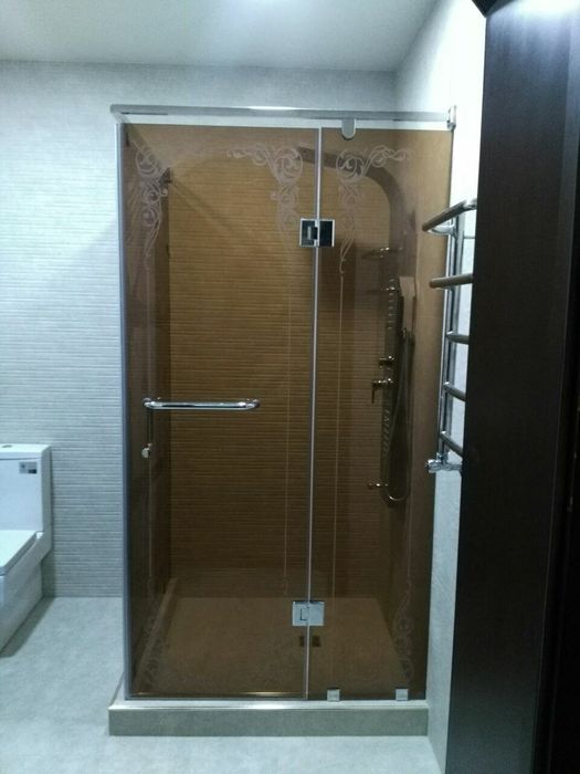 Принимаем  заказы калённые стекло, окно, витражы и двери. Качество 10