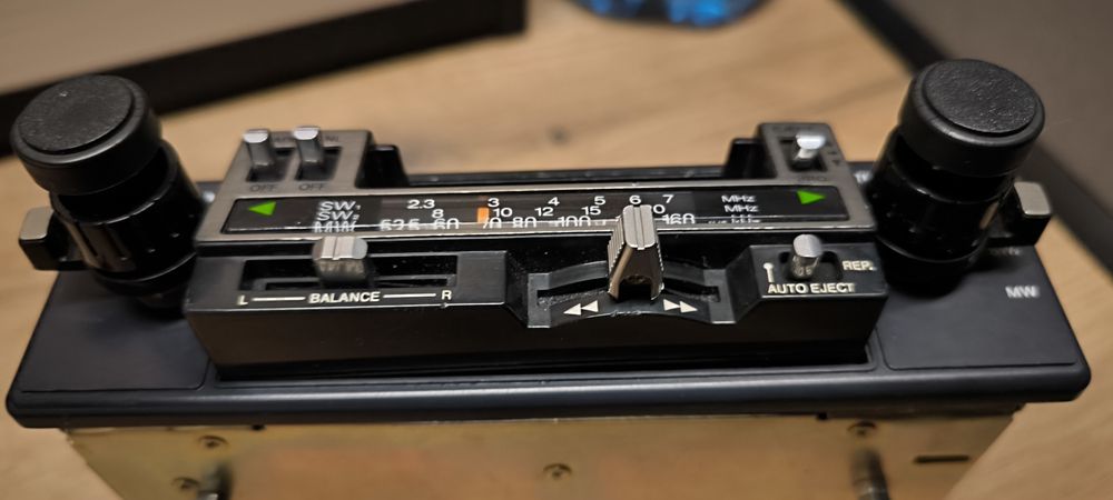 Радиокасетофон AIWA