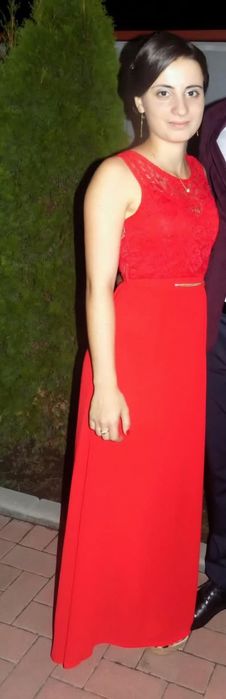 Rochie rosie eleganta