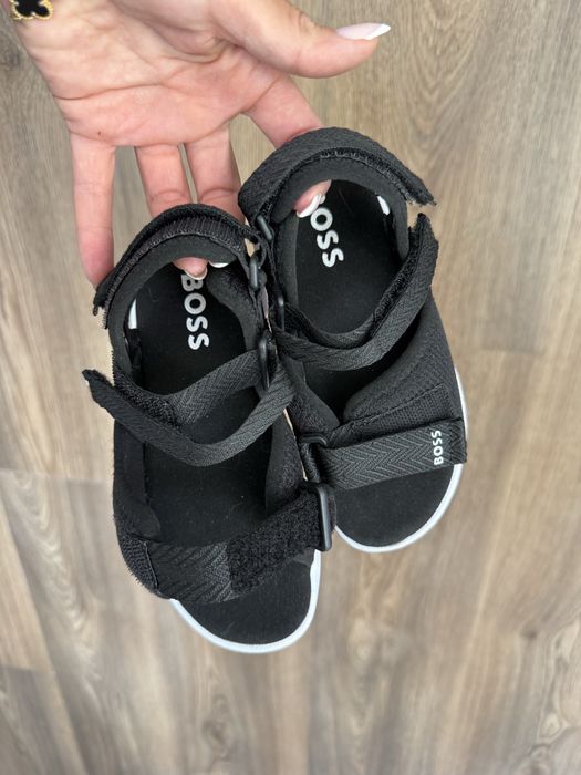Moon boot, Boss, New Balance- Оригинални