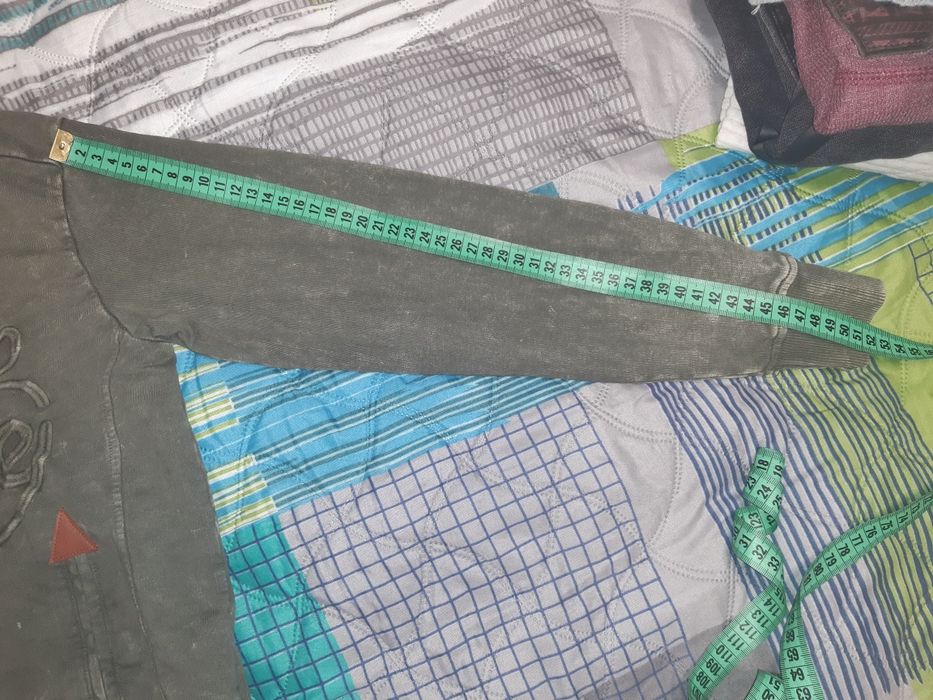 Нов детски пуловер