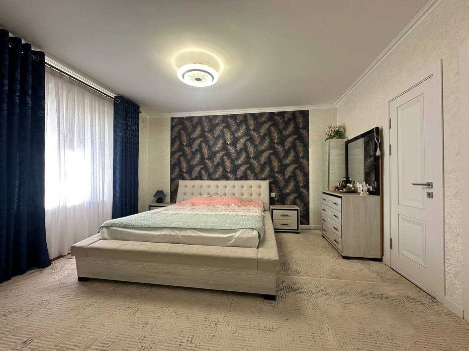 Кибрай 9соток 9хона 2этаж сув бўйида