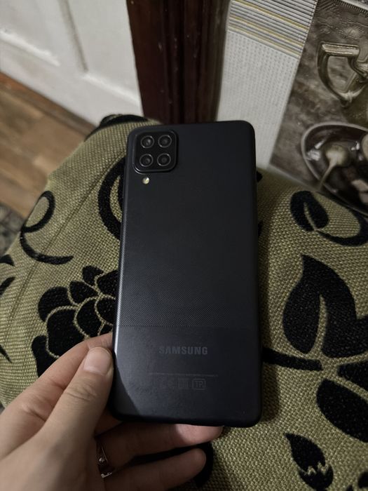 Самсунг А12 32Гб