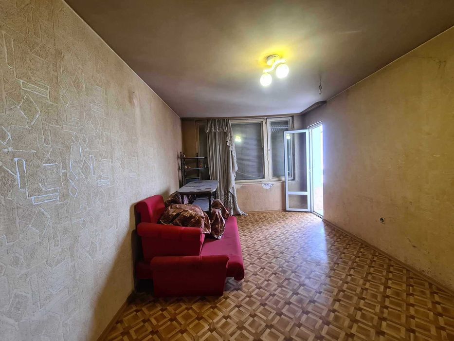 Продава се Тристаен апартамент в Хасково, Възраждане - 86 кв.м за 687 €/кв.м - Снимка #4