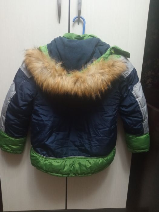 Зимняя куртка для мальчика 8-9 лет