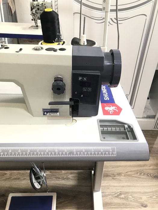 Продам швейную машинку Shunfa