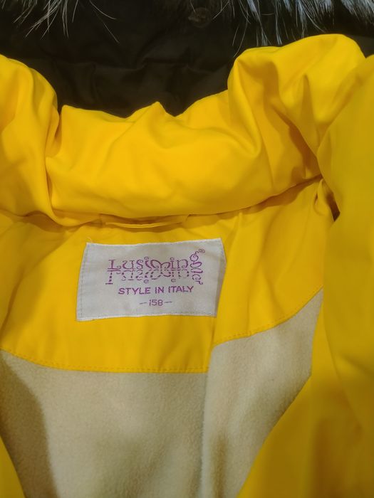 Продам зимнюю куртку на девочку