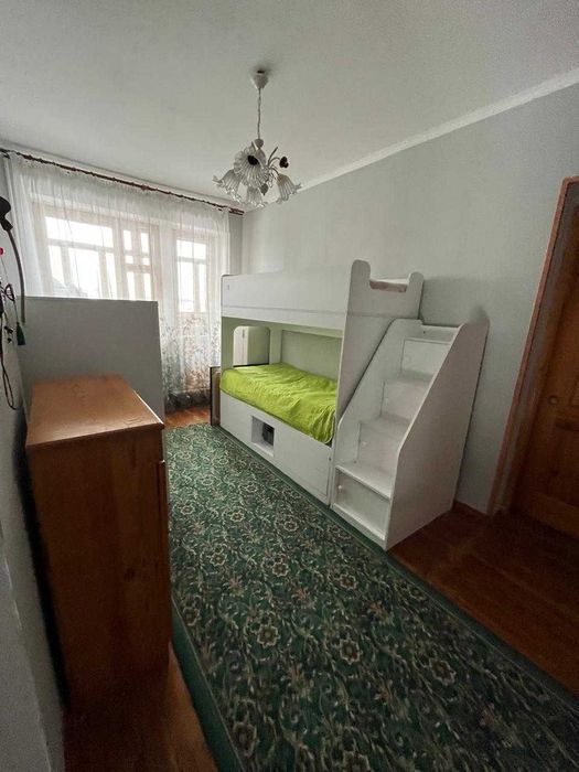 Продажа коттеджа в черте города