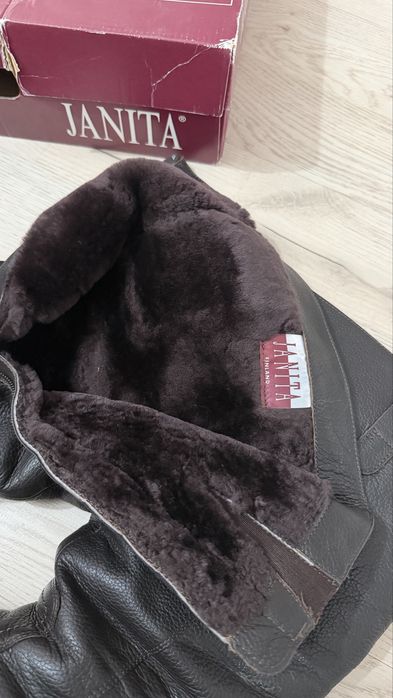 Продам женскую обувь