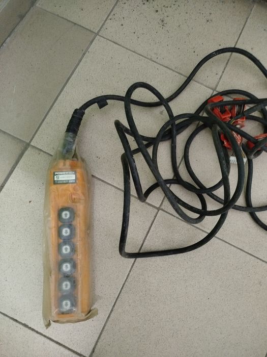 Продажа.пульт от кран балки и тельфера