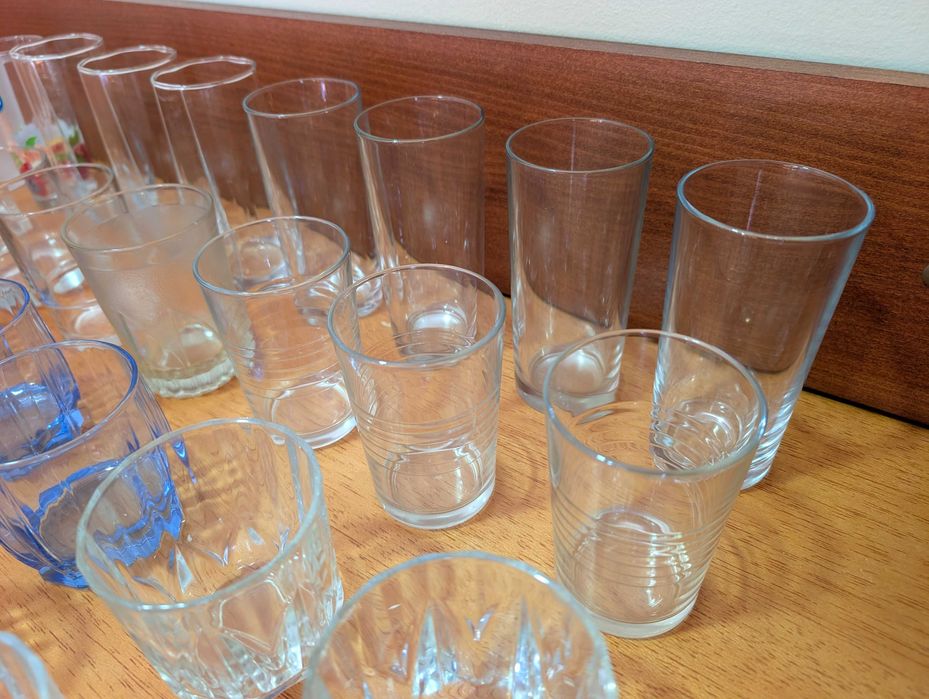 Комплект от 42 чаши за вода и безалкохолно + купичка