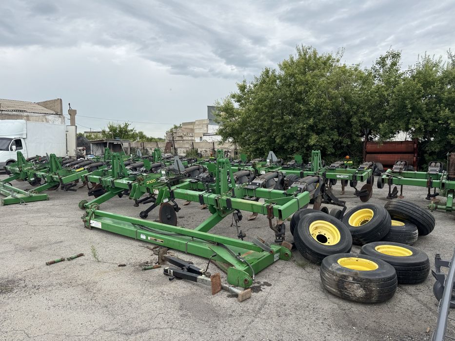 Продам глубокорыхлитель риппер 2100