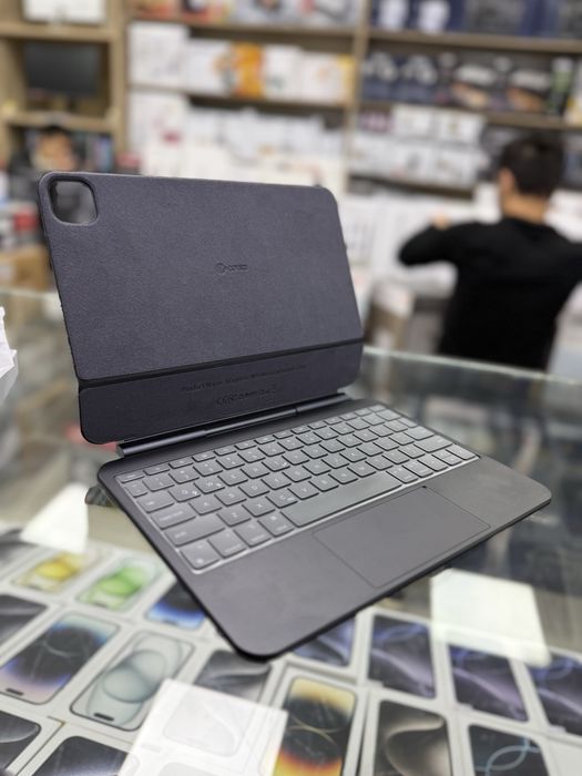 Клавиатура для iPad Magic KeyBoard