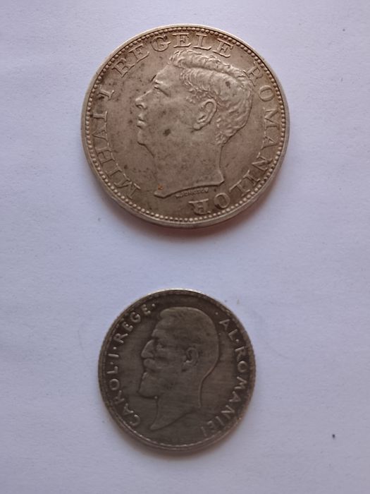 De vânzare două monede românești de argint