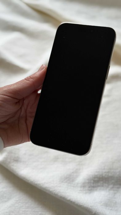 iPhone 15 Pro Max с памет 512GB White Titanium