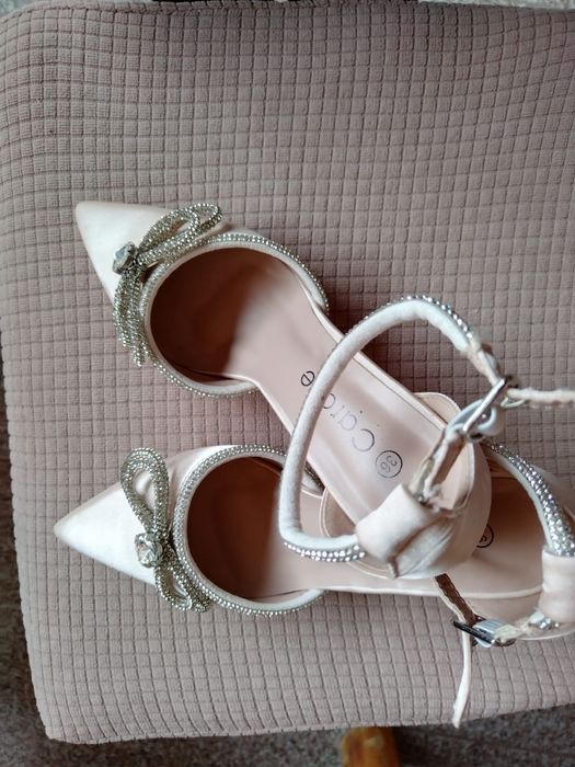 Pantofi eleganți toc 6 cm marime 36
