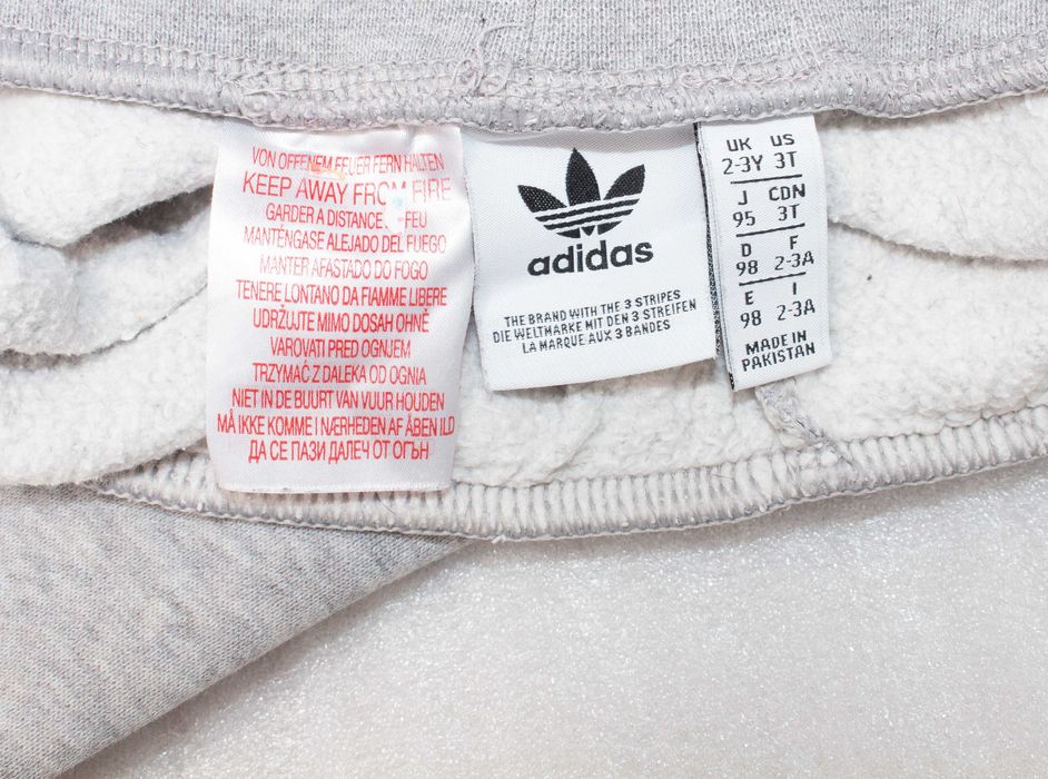 Adidas оригинална детска долница сива унисекс спортен панталон 2-3г