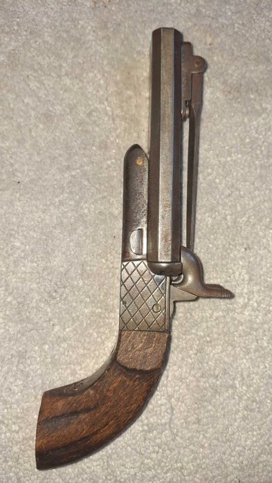 Джобен пистолет, Франция