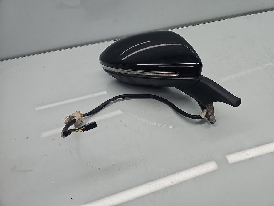 Oglinda dreapta Volkswagen Golf 7 (5G) [Fabr 2014-prezent] Hatchback L