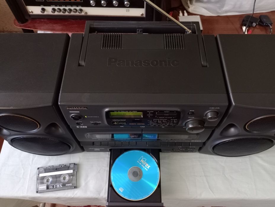 Продам магнитолу Panasonic rx-dt 670