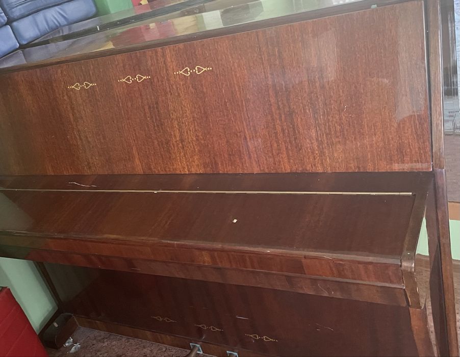 Советское пианино. Продам недорого. Будет уступка