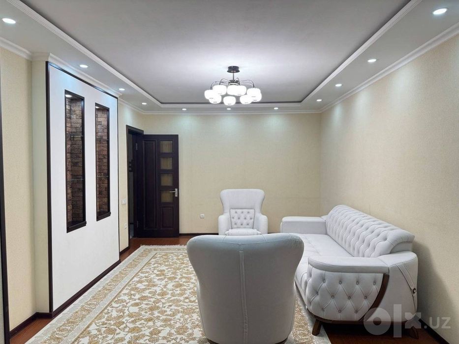 Продается 3х ком квартира, ориентир: Ц-1 кафе Бибигон, 75м²