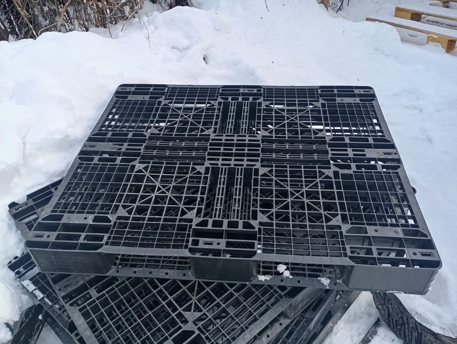 Поддоны пластиковые