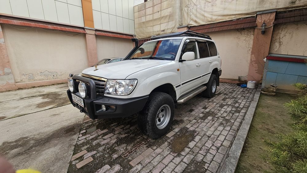 Toyota land cruiser 105.  Экспедиционный. Баки на 280 литров.