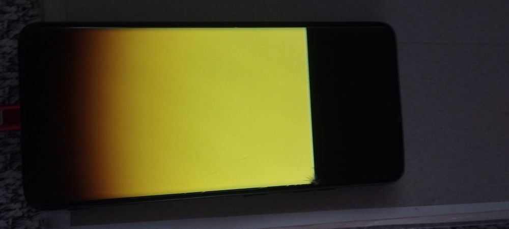 Vând telefon Samsung Galaxy S 21 ultra 5G