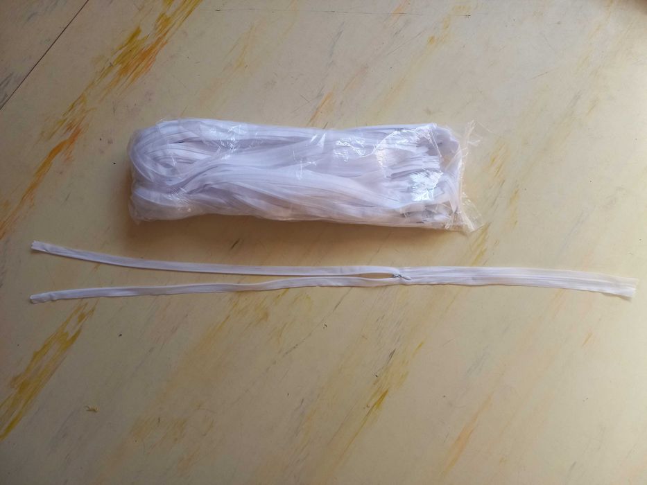 Продам молнии потайные 80 см белого цвета