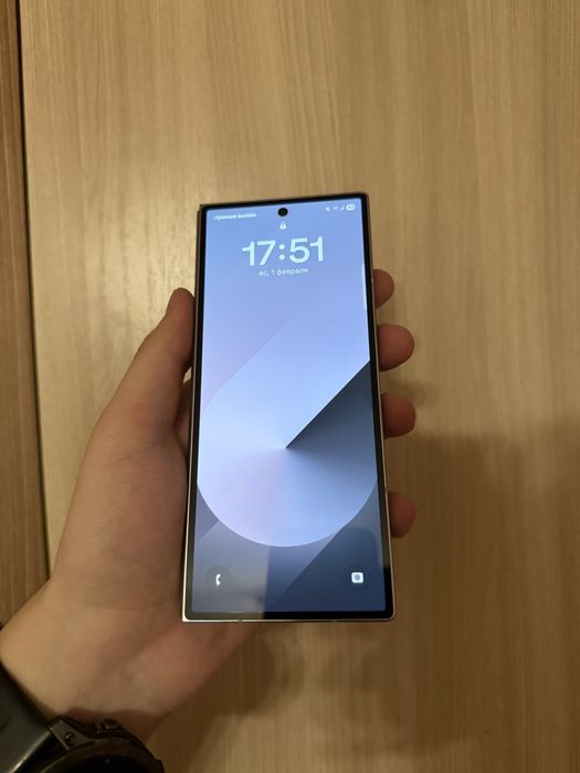 Samsung Z Fold 6