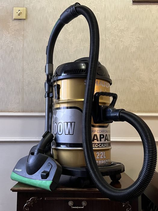 Пылесос Sharp EC-CA2422