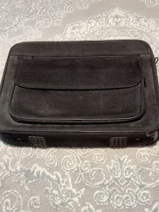 Сумка для ноутбука бус