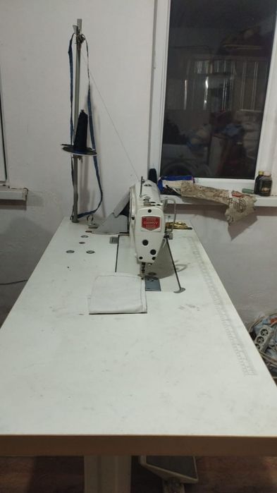 Швейная машина Gemsy