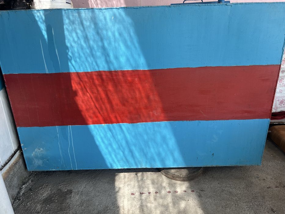 Продам железный бак для волы .