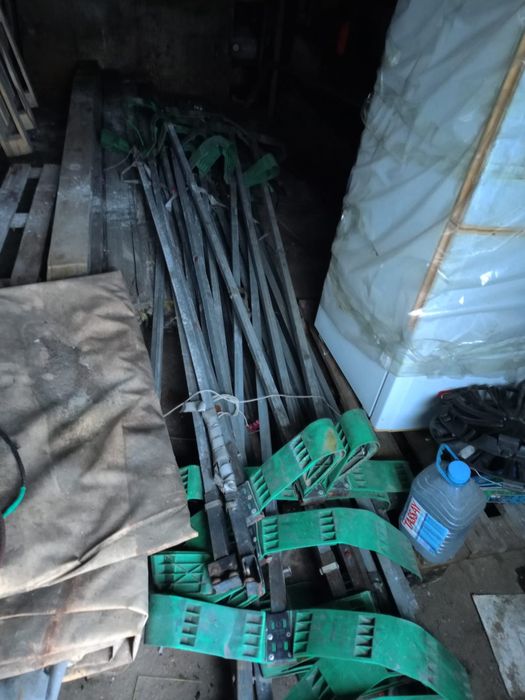 Продам тент с прицепа велтон