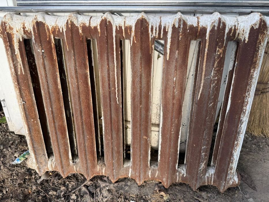 Батарея чугуная без трещен.