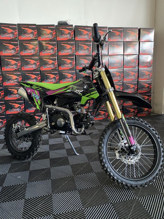 Cross dirt bike enduro 125cc xtl nou cu garantie si livrare in tara