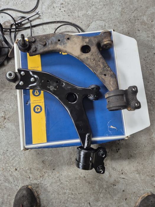 Vând Volvo v50 2.0d