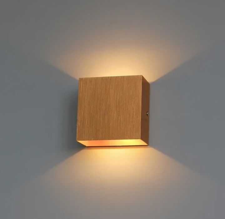 Aplica lampa metalica exterior interior auriu 6W NOU