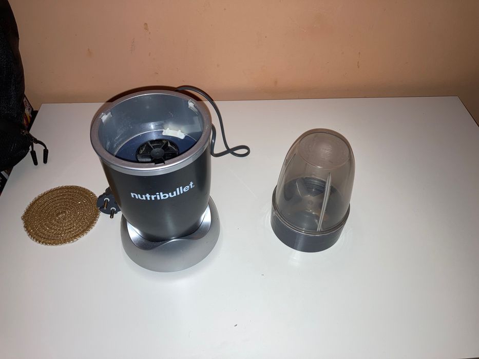 Nutribullet 600W – напълно работещ, много добро състояние