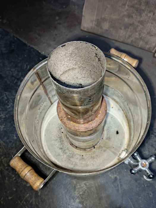 Продам дравенной самовар