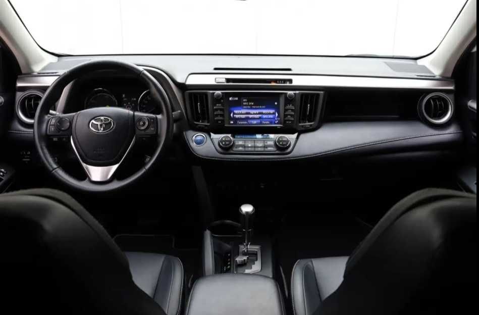 Кожен салон за Toyota Rav 4 2017
