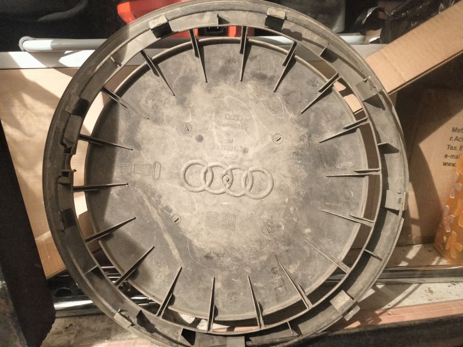 Колпак на Ауди 80 100 А6 р15