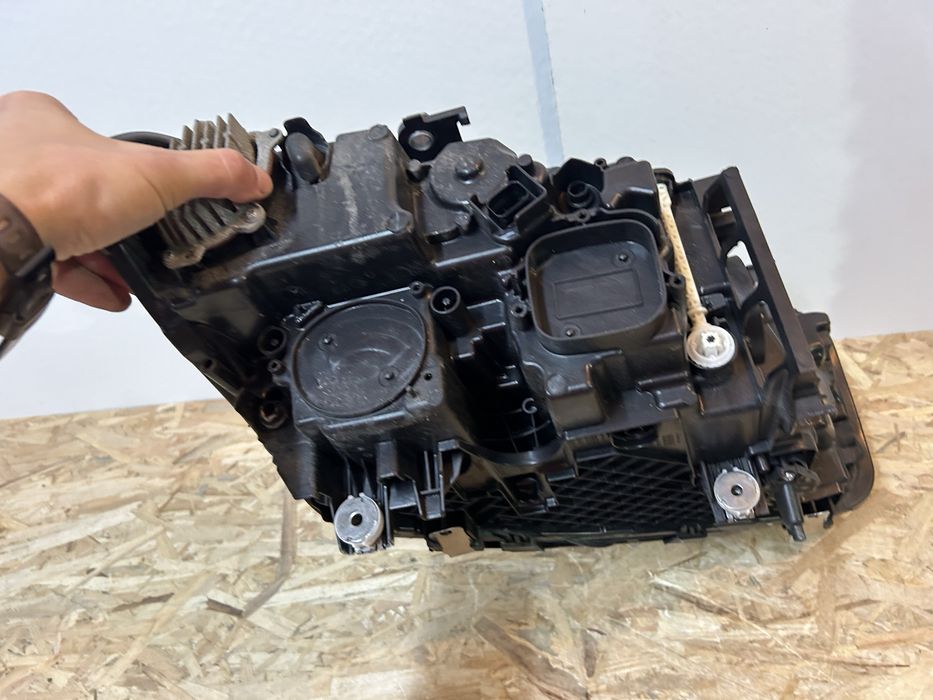 Far faruri led adaptiv bmw G30 G31 seria 5 LCI 2020-2023