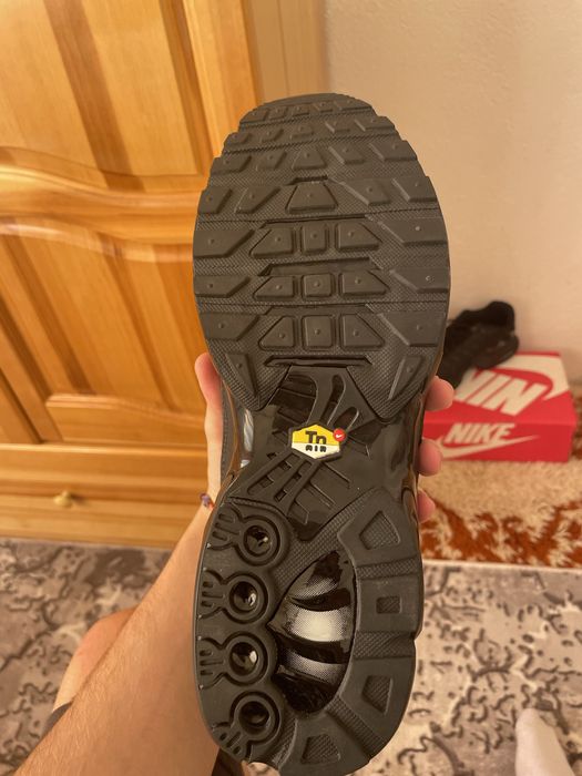 Черни NIKE обувки