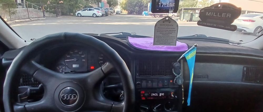 Продам ауди 80 В4