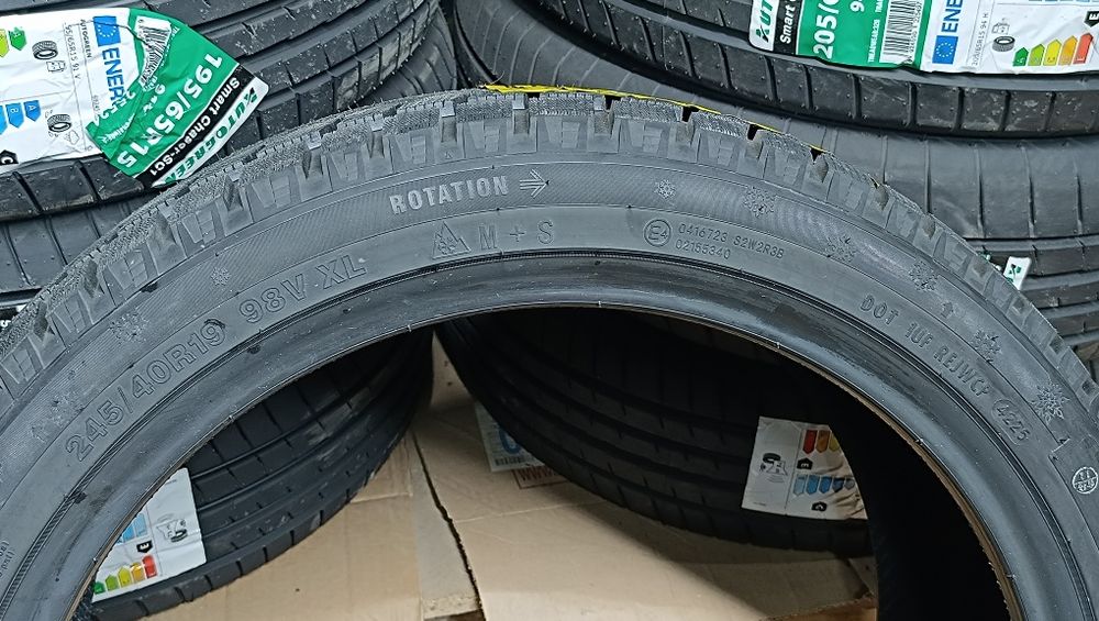245/40R19  NEOLIN