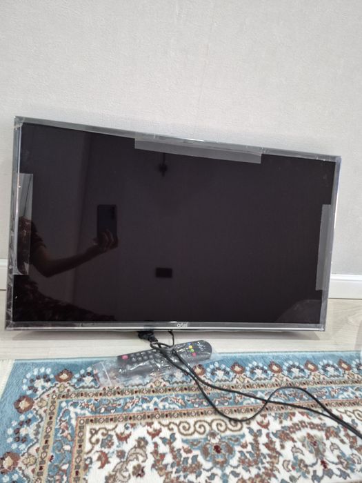 Продам телевизор artel 81d